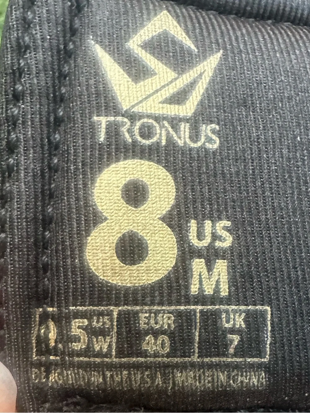 Tronus black pool